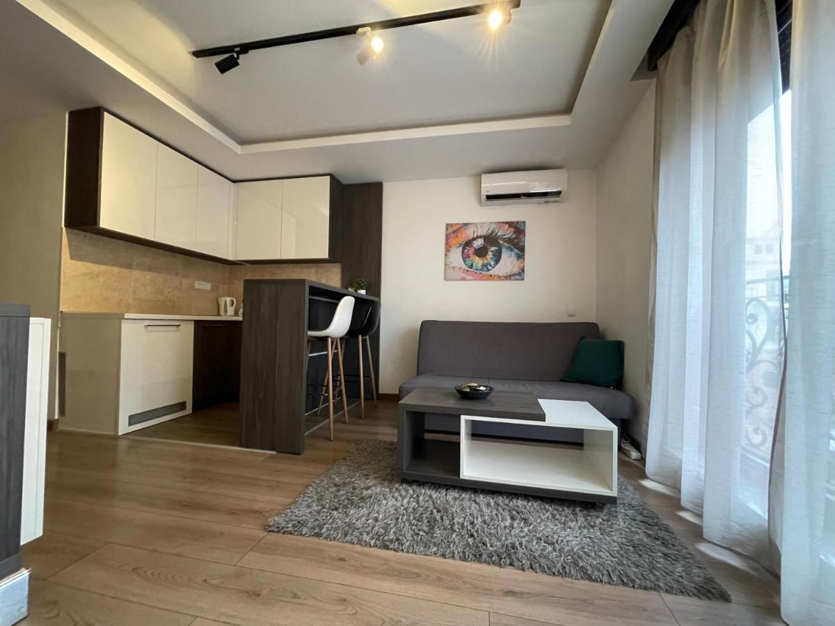 Empire Queen Apartments Belgrado Exterior foto