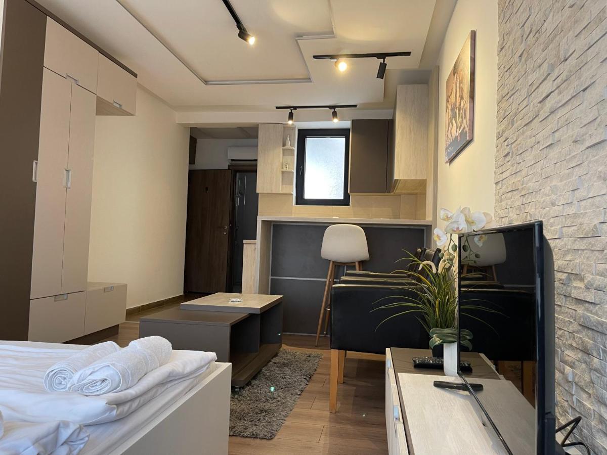 Empire Queen Apartments Belgrado Exterior foto