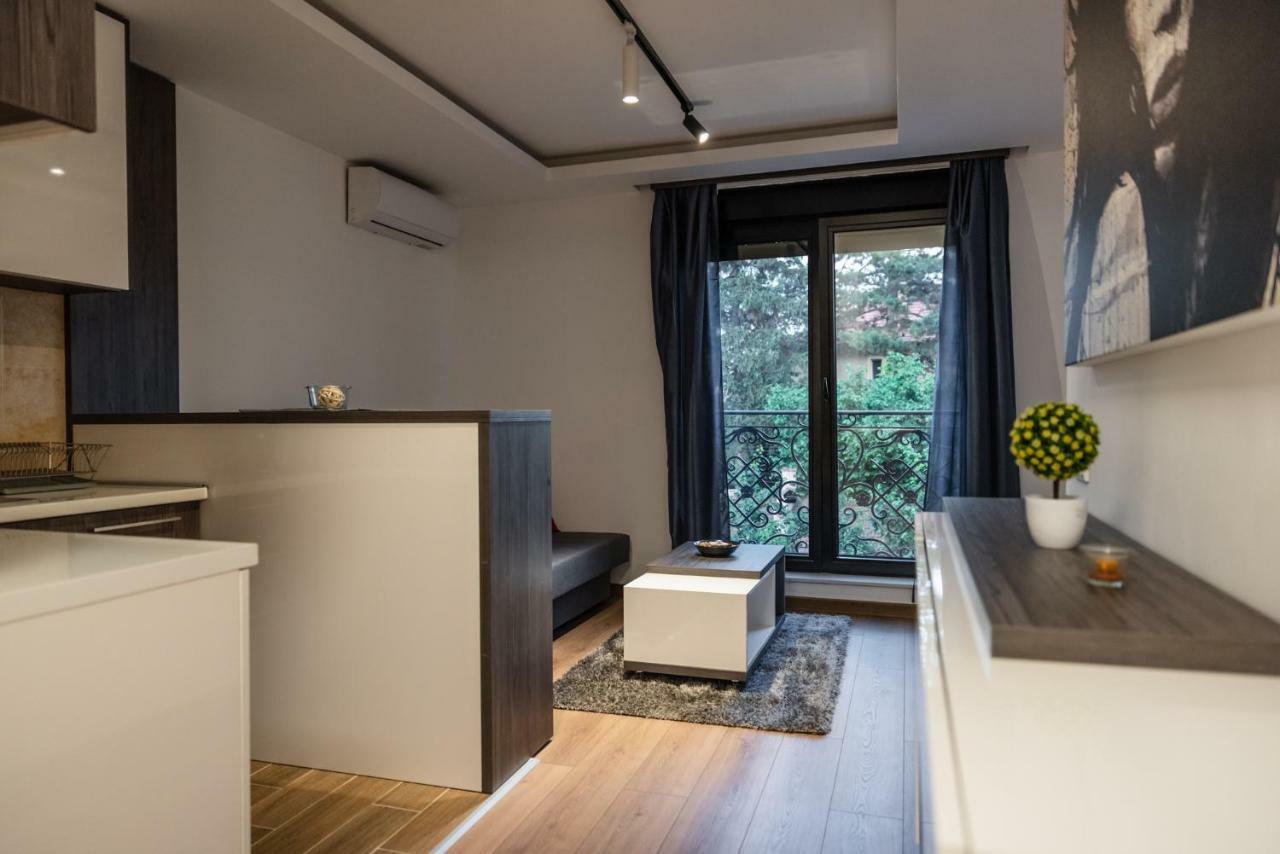 Empire Queen Apartments Belgrado Exterior foto